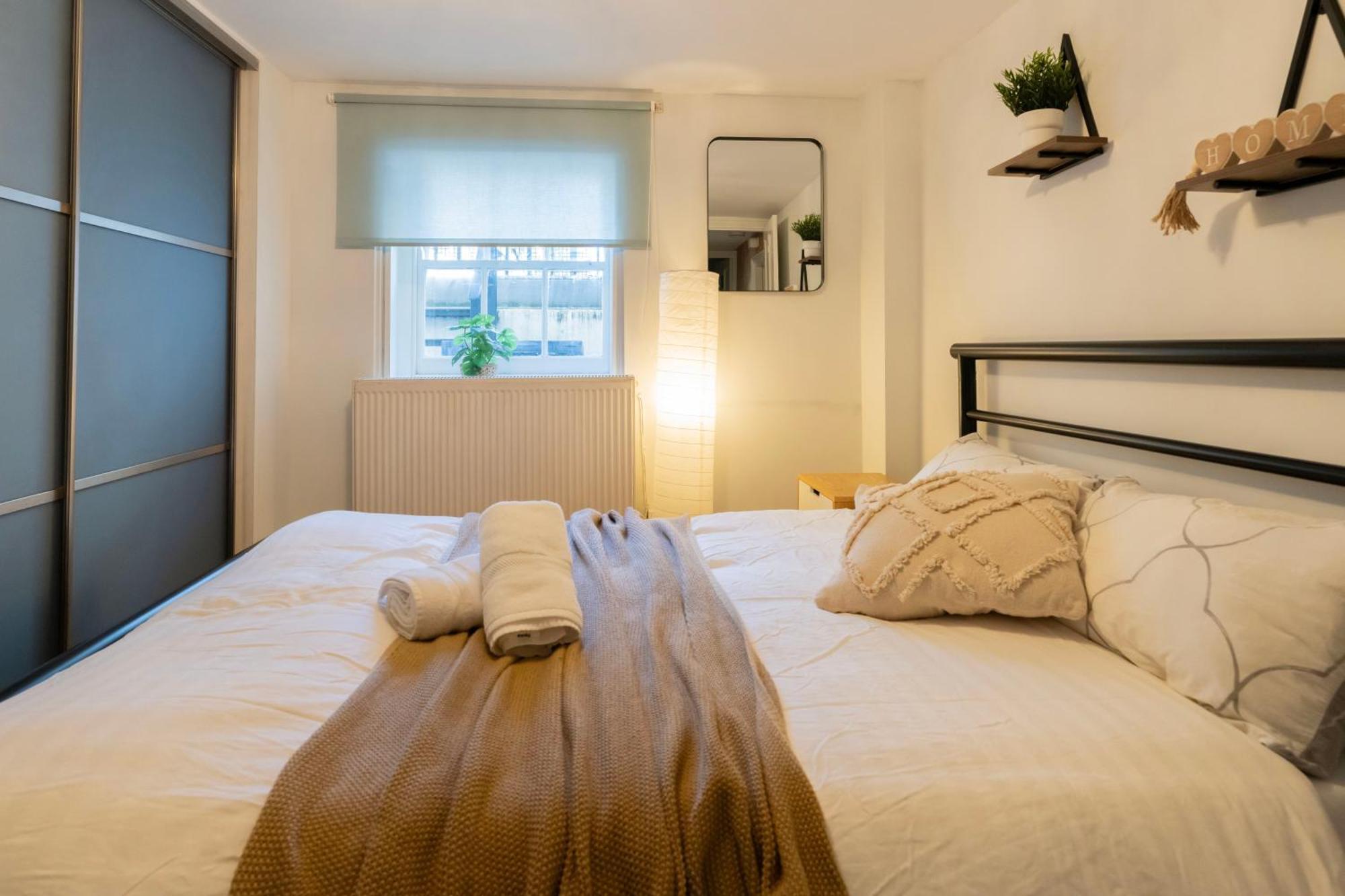 Gorgeous 2Bed House In New Road Apartamento Londres Exterior foto